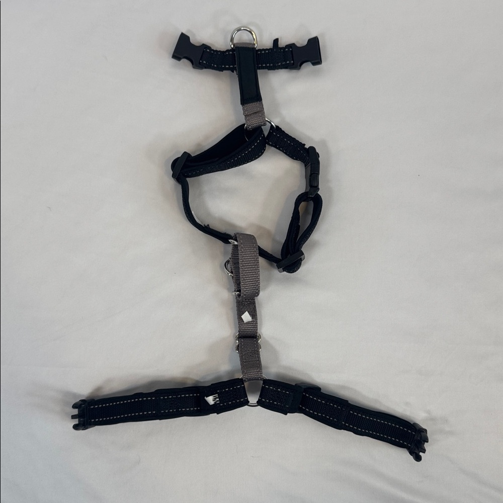 PetSafe Black and Gray 3-in-1 Harness NWOT